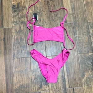 Kendall and Kylie bikini